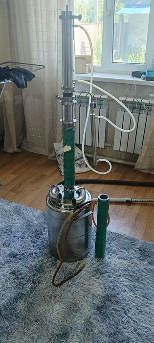 Продам дистиллятор бытовой