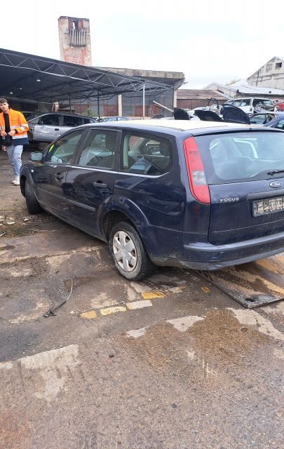 Consola centrala Ford Focus a 2-a generatie