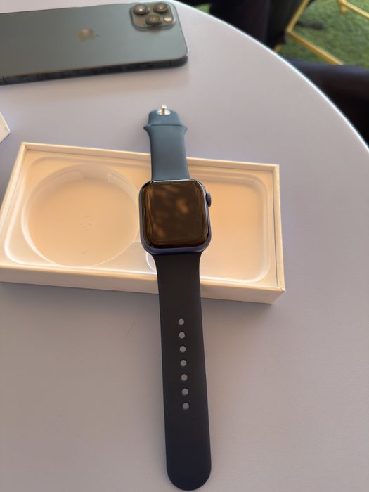 Apple Watch S7 45mm