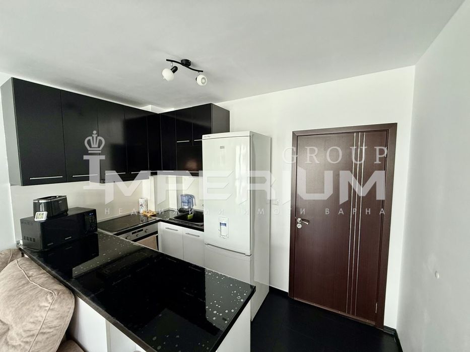 Дава се под наем Тристаен апартамент в Варна, Левски - 90 кв.м за 598.23 € - Снимка #4