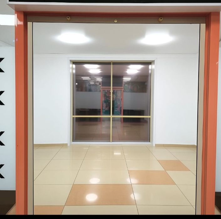 Сдаётся бутик под кожгалнерею