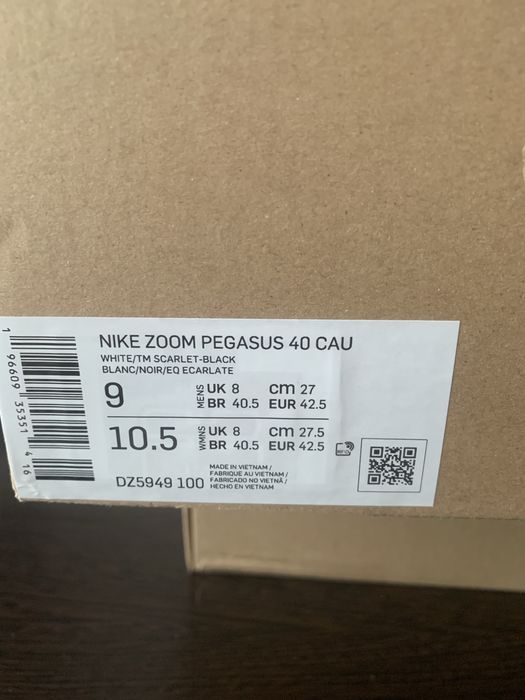 Кроссовки найк оригинальные новые