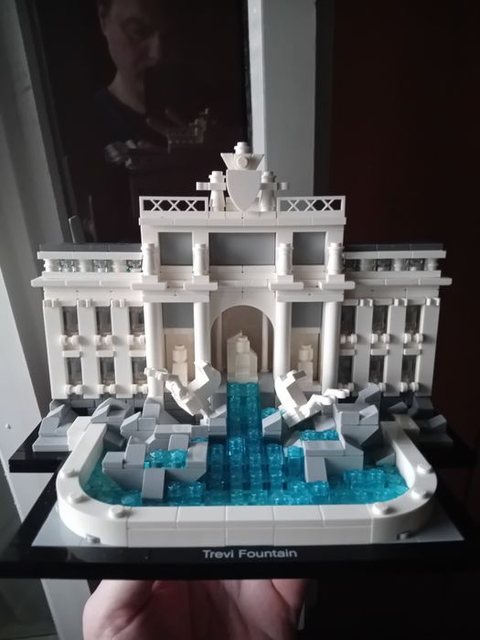Lego architecture Fântâna Trevi 21020