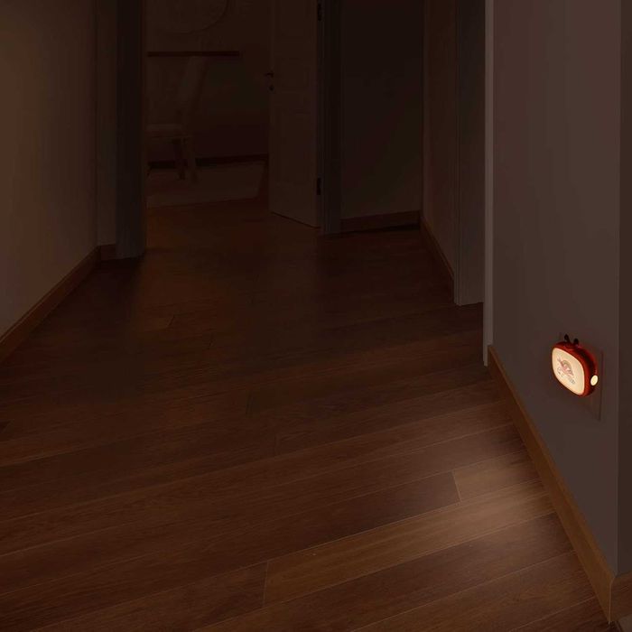 LED нощна лампа за контакт с фотосензор еднорог L-412