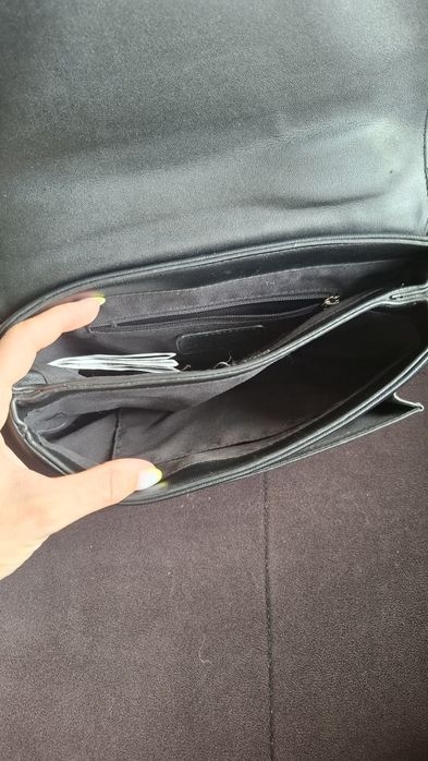 Продавам дамски чанти на символични цени