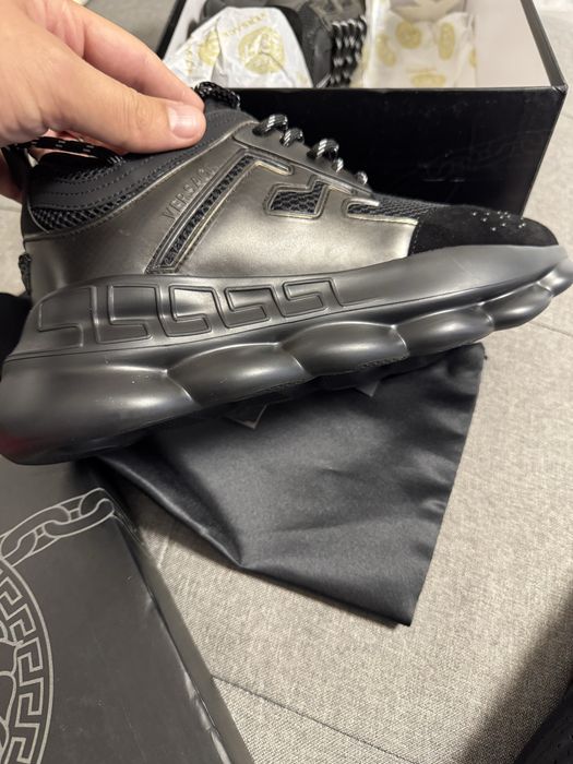 Versace chain reaction