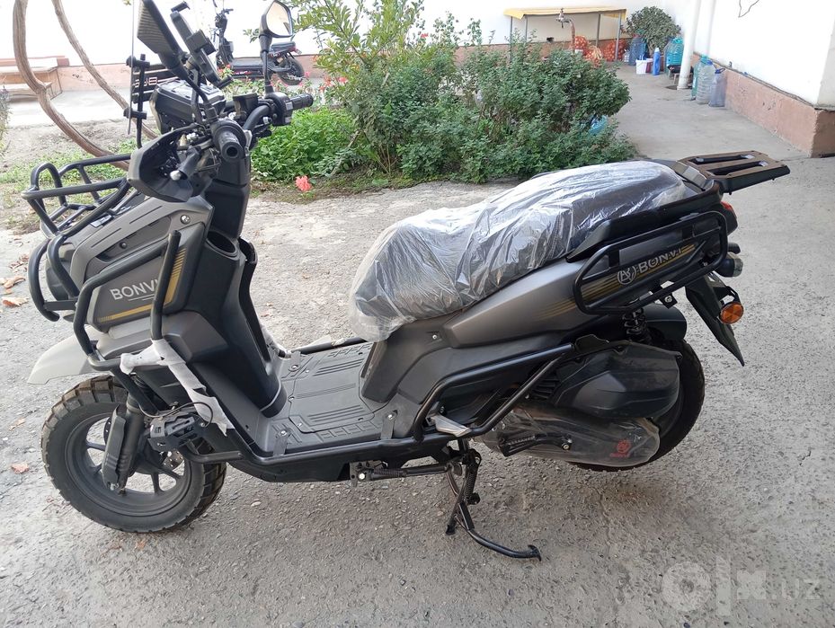 Скутер танк 150 сотилади
