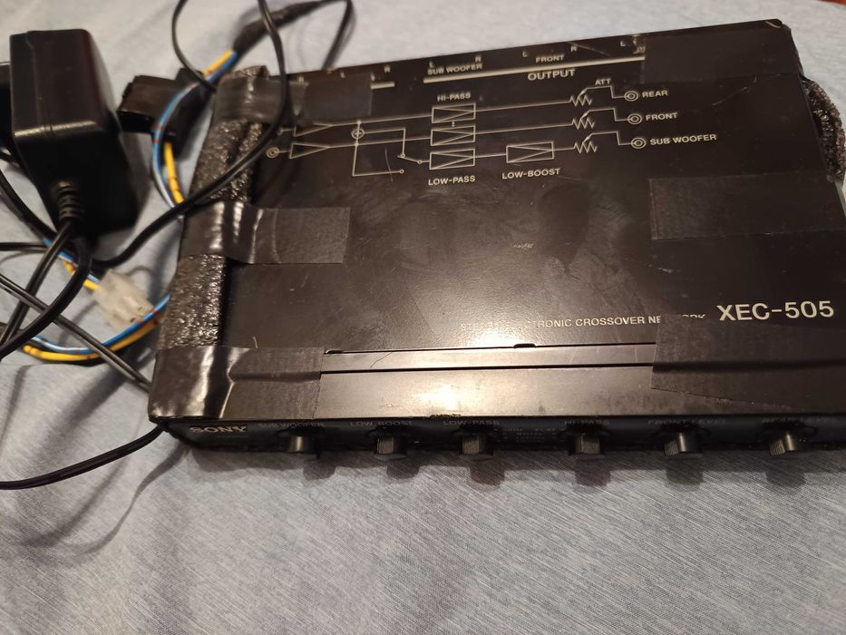 Sony XEC-505 легендарен автомобилен активен кросоувър и за у дома