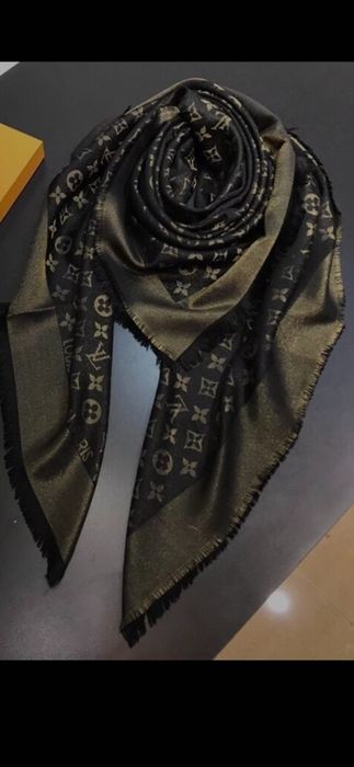 Fular unisex Louis Vuitton, model 2026, 2 modele