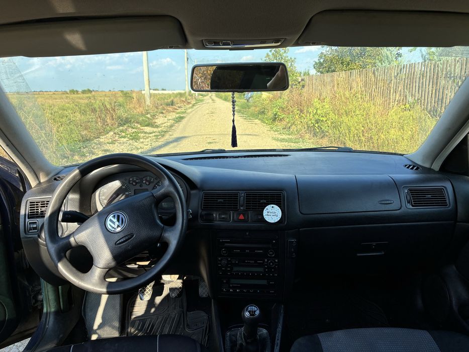 Volskwagen GOLF 4 Break 1.6 Benzina