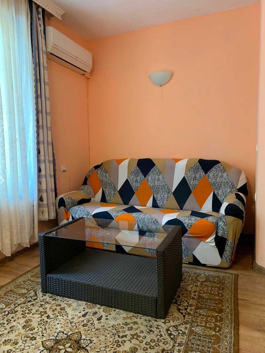 Дава се под наем Тристаен апартамент в Бургас, Възраждане - 80 кв.м за 175 € - Снимка #5