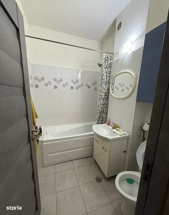 Apartament 2 camere | 40 mp | Renovat | Parcare  | Dambu Rotund