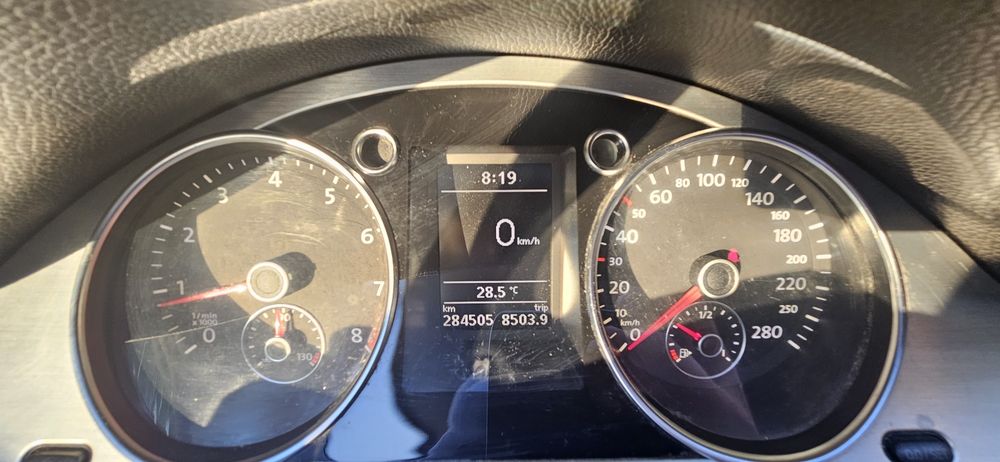 VW Passat CC 2.0 TSI 200 CP Cutie Manuala, DCC, Bi-Xenon, Trapa, Piele
