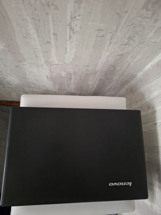 Лаптоп Lenovo G700 – 17.3" екран | NVIDIA видеокарта |