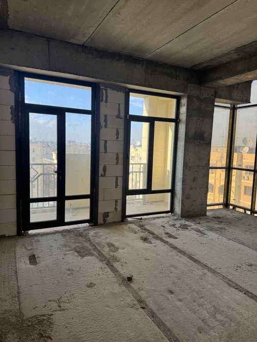 Продается квартира в элитной новостройке Qorasuv Plaza 3 ком. 93 кв.м