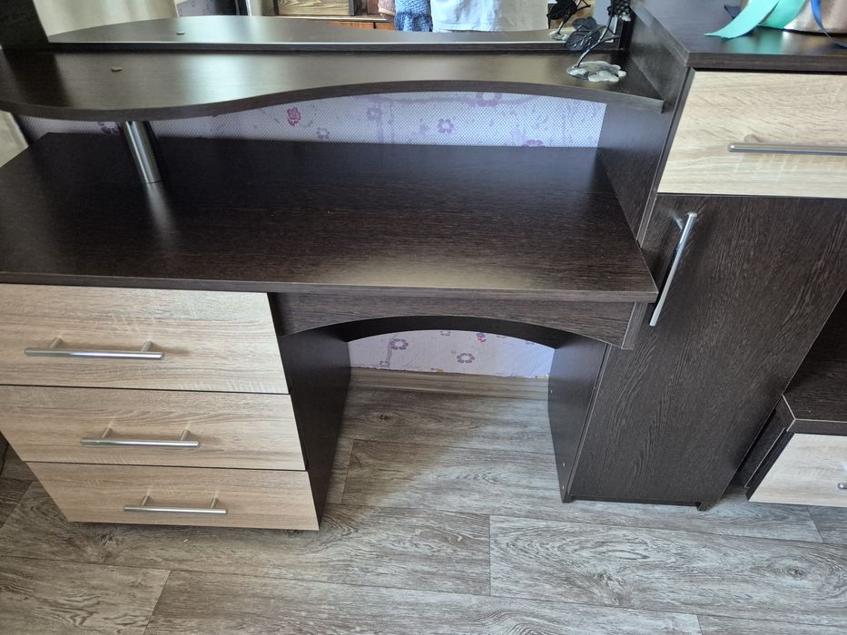 Туалетный столик