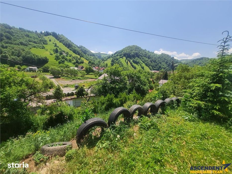Teren 1.450 mp intravilan, la DN, cu priveliste de carte postala, Bran
