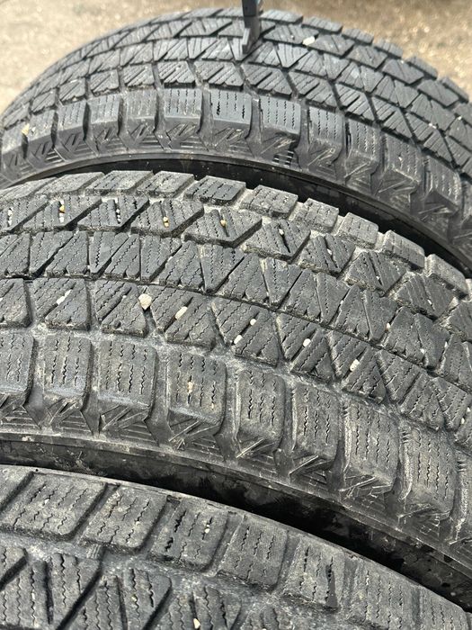 4бр. зимни гуми 265/60/18 - Bridgestone - DOT3822