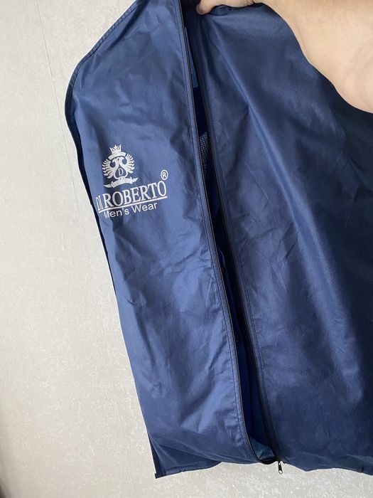 Продам костюм тройку