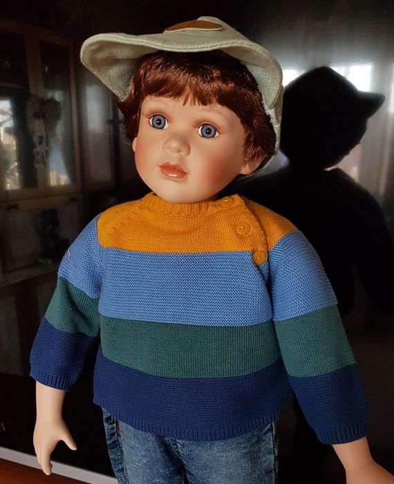 Baietel portelan de colecție - Rezervat