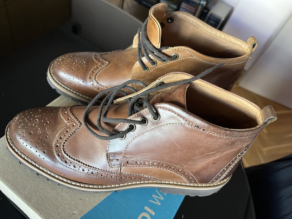 Продавам кожени обувки