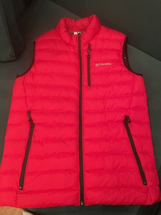 Жилет Columbia красный