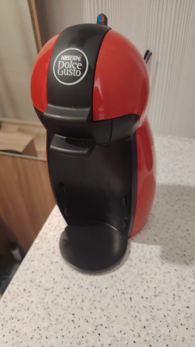 Кофемашинка капсульная Dolce gusto