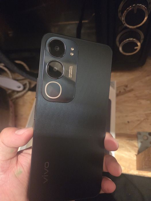 Виво Y19s 128gb продам