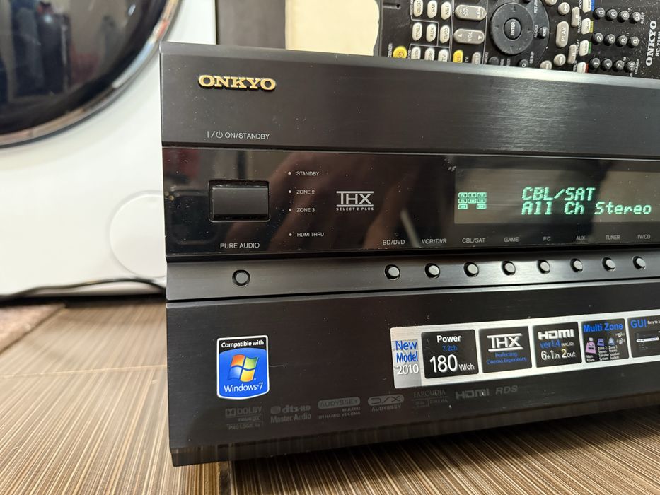 Onkyo TX-NR808 resiver