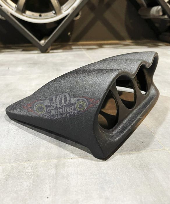 Подиум под датчики на панель Subaru Forester SF