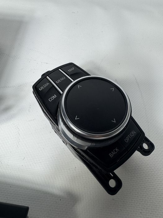 OEM BMW X3 F25 X4 F26 NBT EVO HU Навигация със заводски carplay дисплей idrive