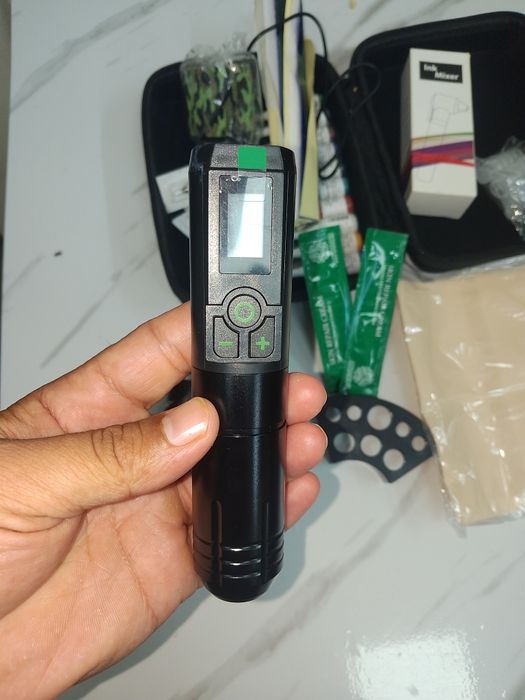 Qosh Ko'z lab ga chizadigan permanentniy aparat yangi