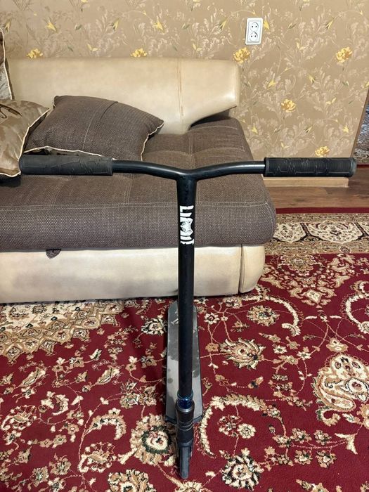 Самокат трюковой