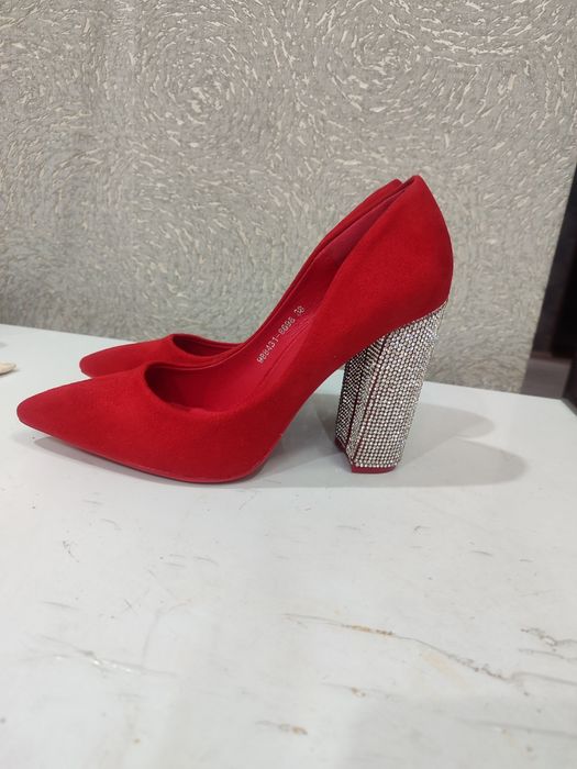 Срочно туфли сатылады