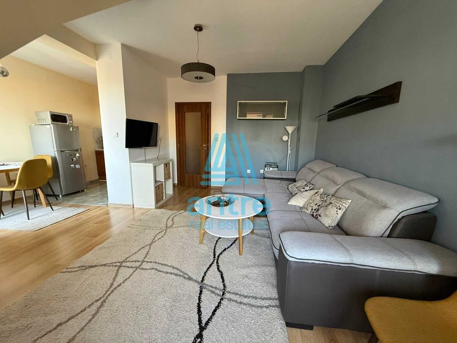 Дава се под наем Двустаен апартамент в София, Младост 2 - 75 кв.м за 598.23 € - Снимка #2