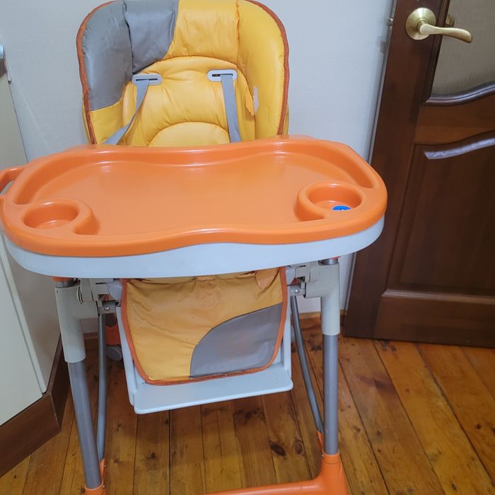 Стульчик для кормлении