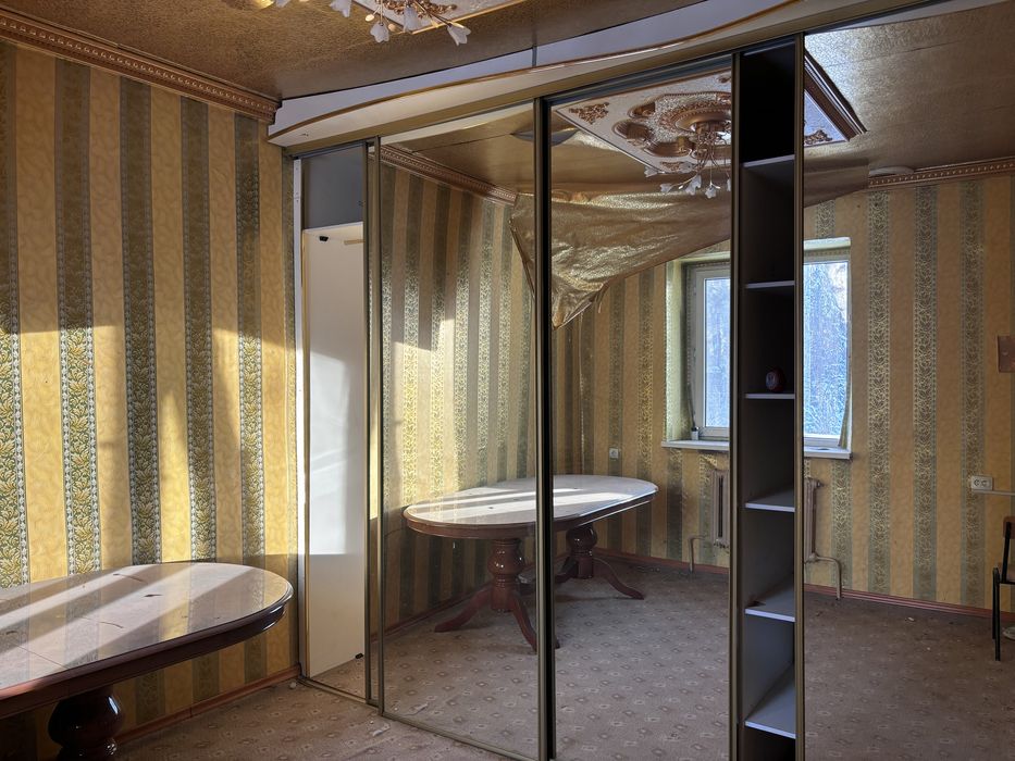 Зеркальные двери от шкафа-купе