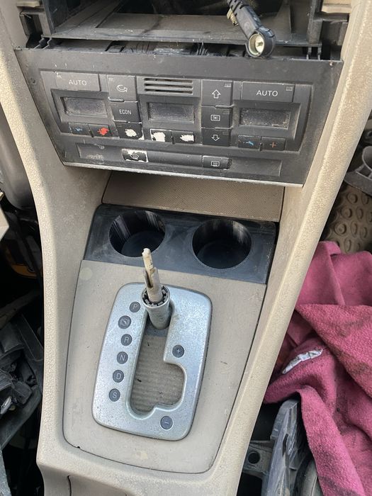 cupholder audi a4 b6 b7