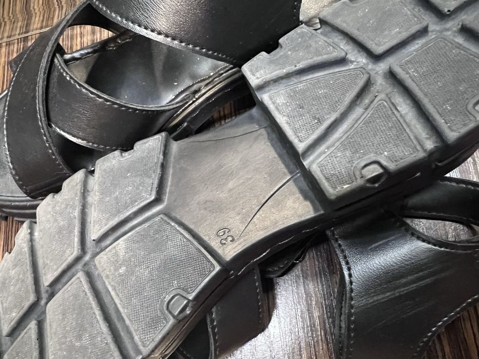 Босоножки 39 размер