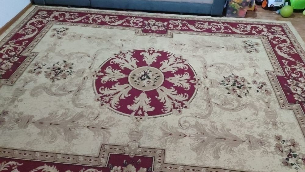 Продам ковёр размер 3*4