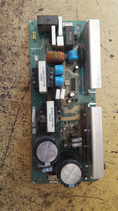 Телевизори Sony, Philips, Crown на части