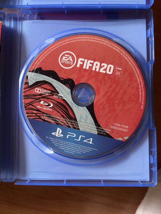 Ps4 slim 1Tb с 3 игри