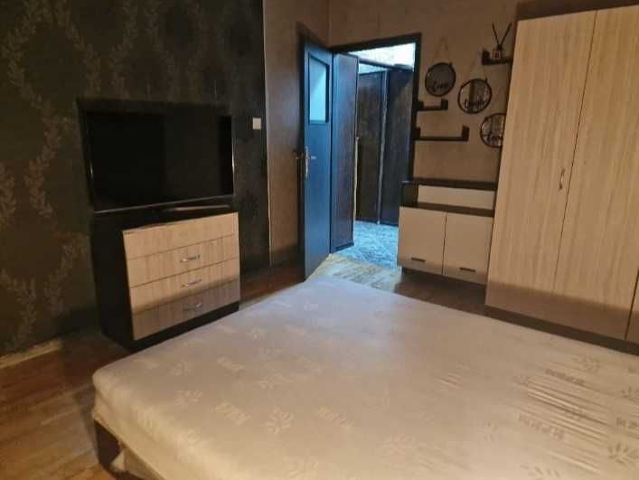 Дава се под наем Многостаен апартамент в София, Изток - 80 кв.м за 700 € - Снимка #4