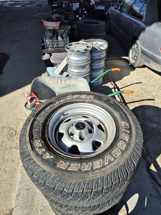 Джанти с гуми за jeep cherokee xj