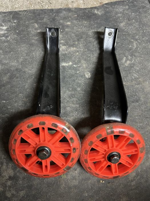 Продам боковые колесеки