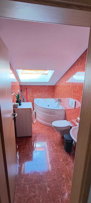 Apartament de închiriat - 2 camere tip mansardă, str. Lungă - Terezian