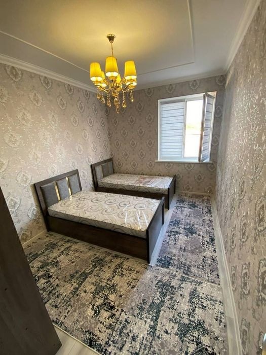 Санат-саройи олдида Янги курилган Дом