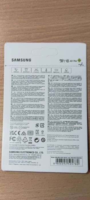 Карта памет Samsung Evo Plus + Адаптер