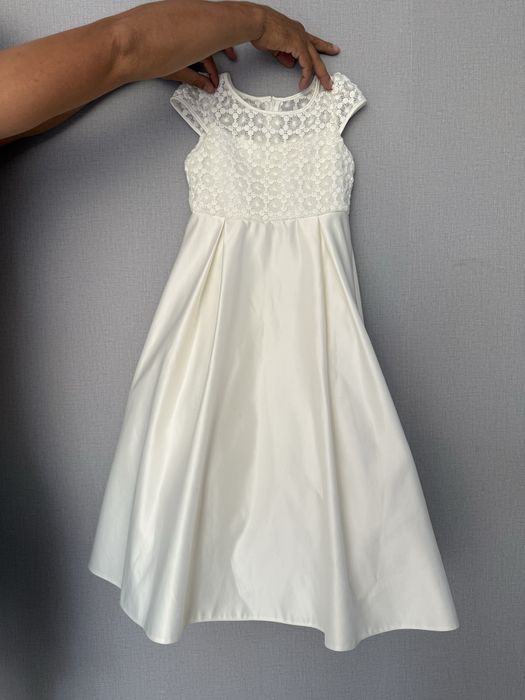 Нарядное летнее платье для девочки