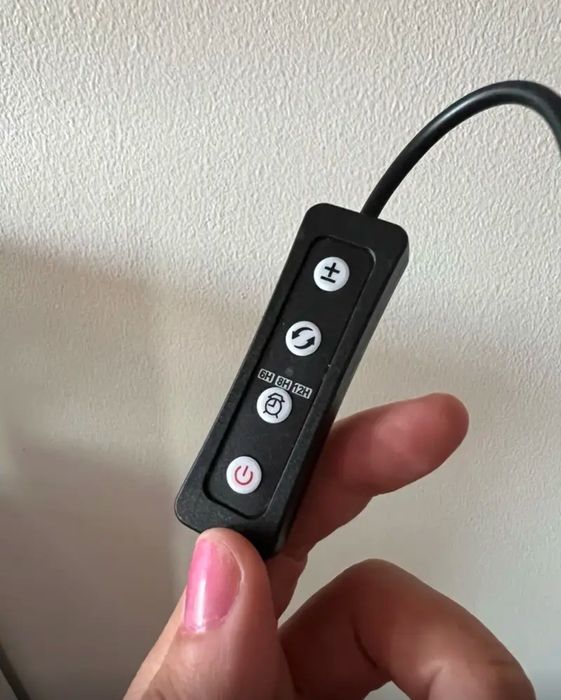 Специализирани аквариумни лампи и корени от азалия